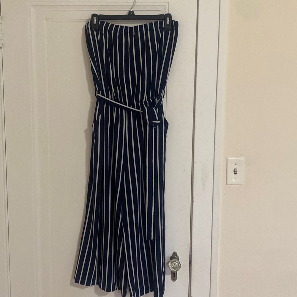 Jumpsuit with pockets!